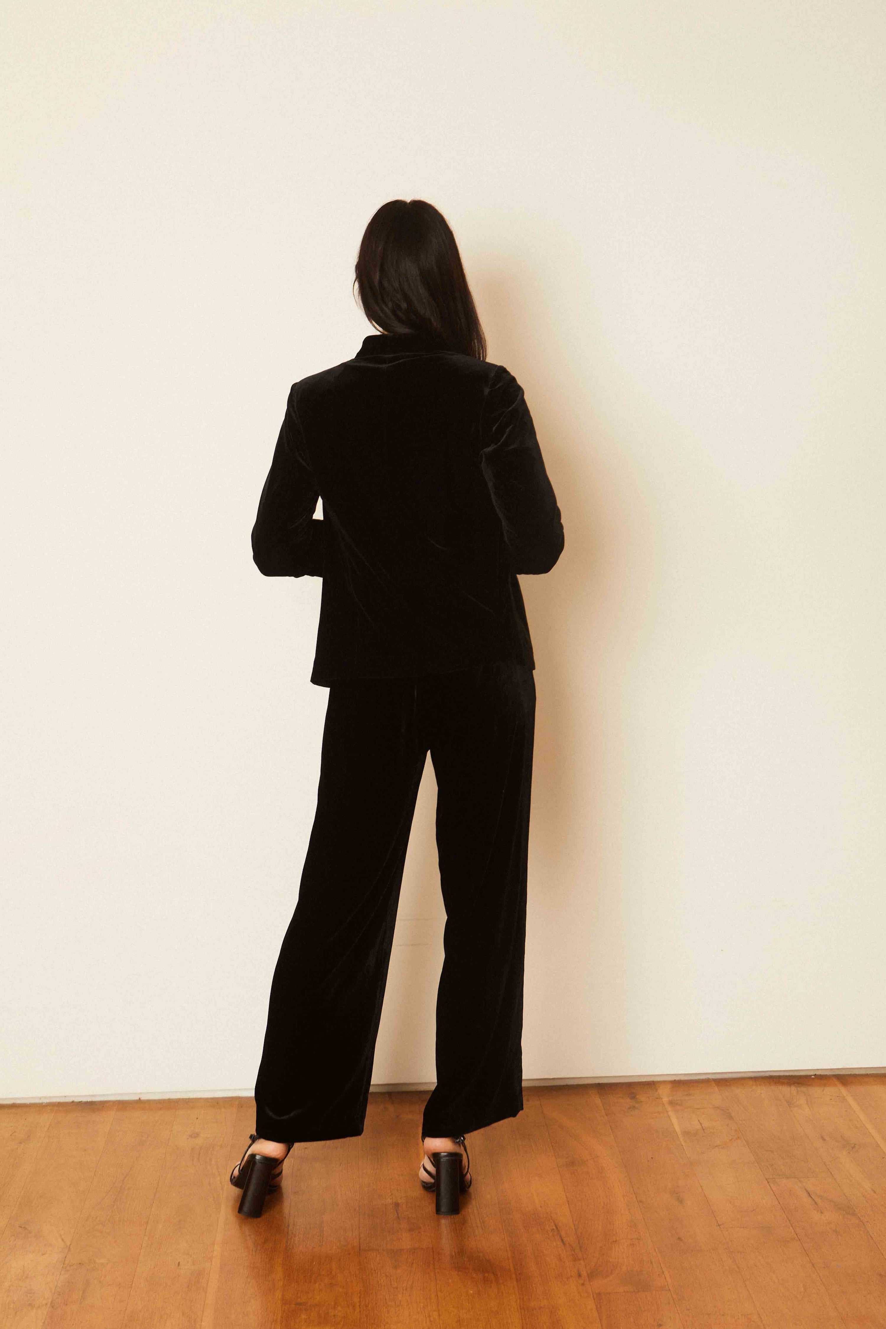 Bex Velvet Blazer in Black