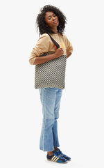 Load image into Gallery viewer, Carryall Tote in Black &amp; Cream Woven Zig-Zag
