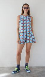Load image into Gallery viewer, Ana Crab Short in Turq/Red
