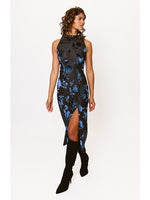 Load image into Gallery viewer, Darby Maxi Dress in Black/Navy
