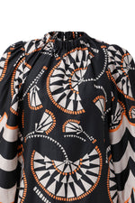 Load image into Gallery viewer, Lilly Blouse in Black
