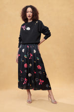 Load image into Gallery viewer, Cecil Printed Skirt in Black
