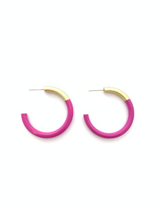 Liz Medium Hoops in Fuchsia