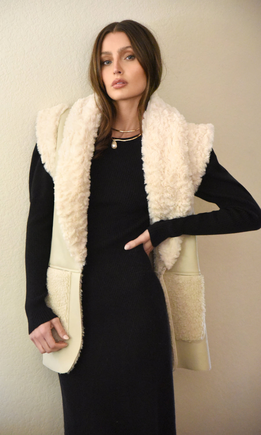 Riley Faux Fur Leather Vest in Ecru