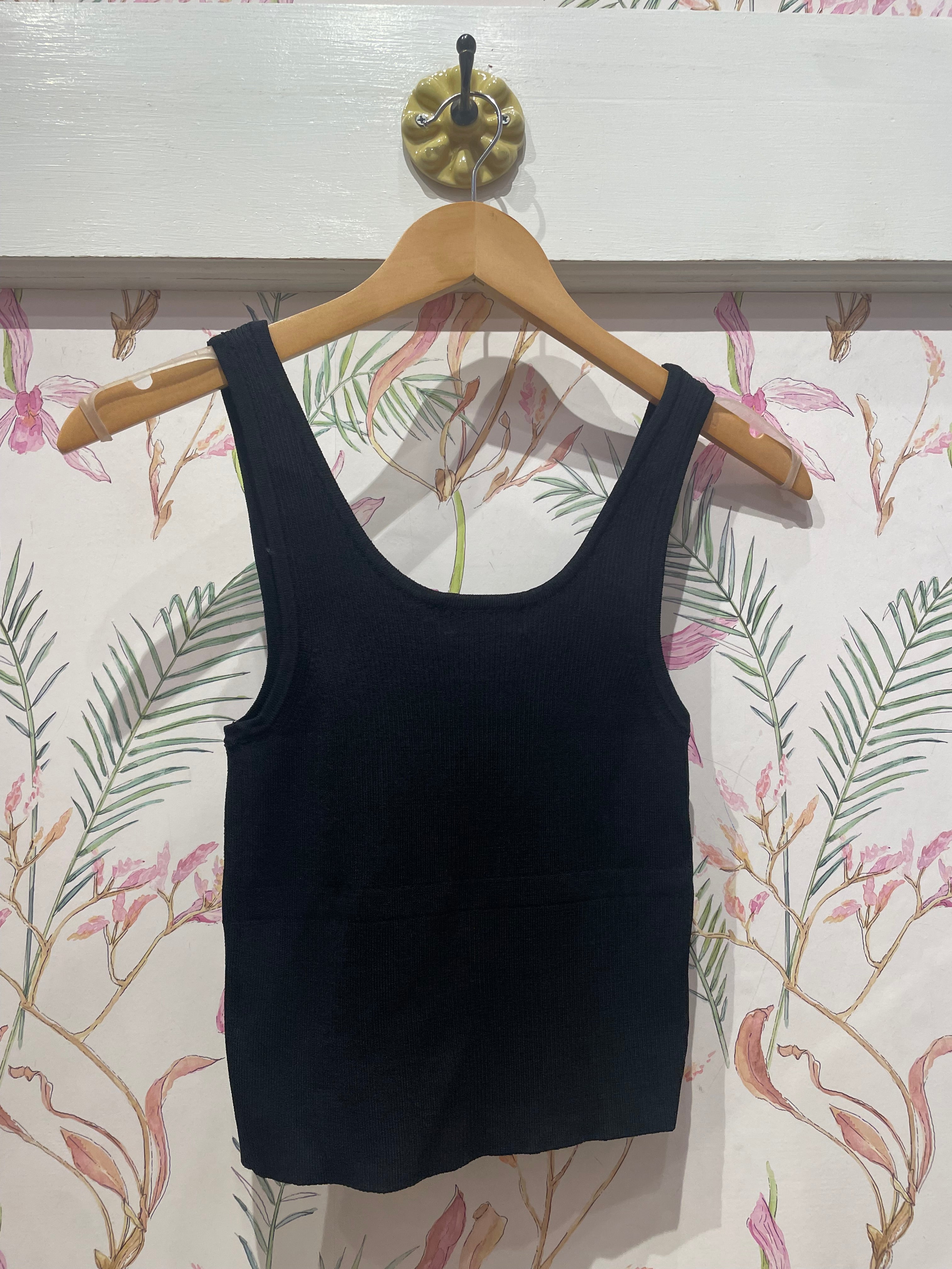 Dani Tank in Black