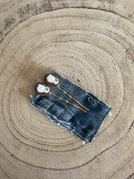Load image into Gallery viewer, Small Cameo Bobby Pin Set in Brown
