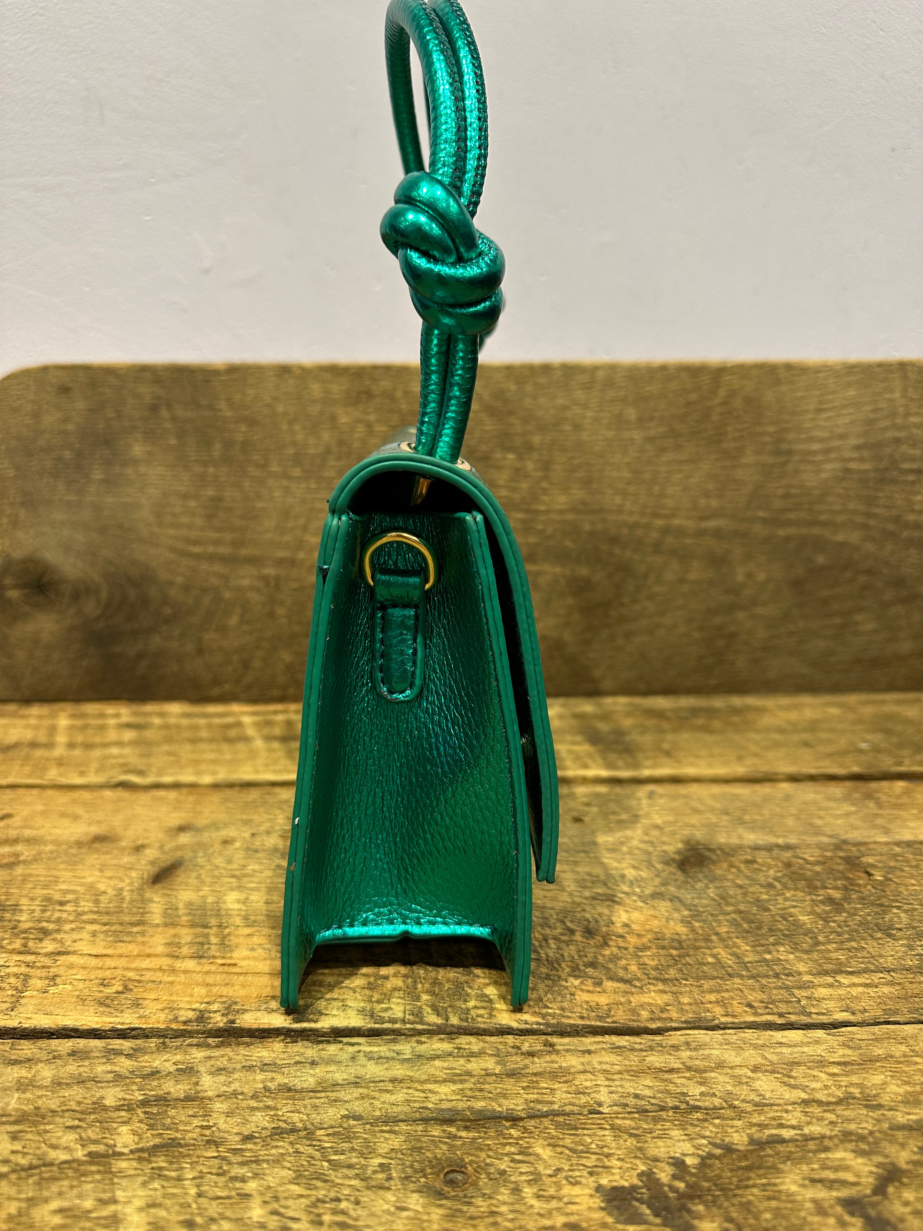 Box Bag with Knot Handle in Green
