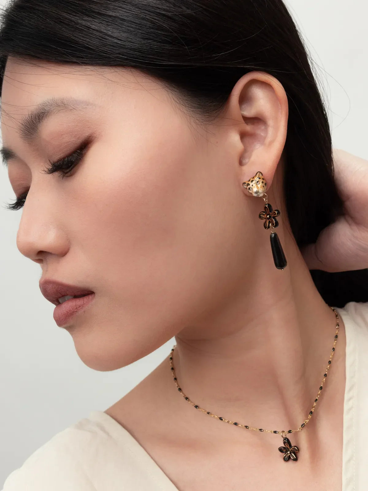 Leopard Head & Dangling Erine Flower Stud Earrings