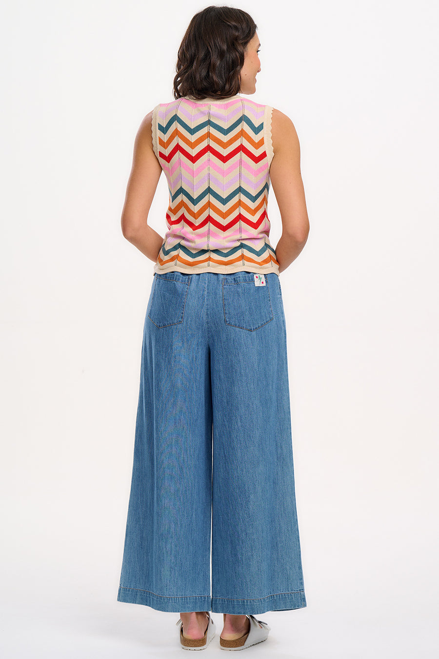Rosy V-Neck Knit Vest in Cream Chevron