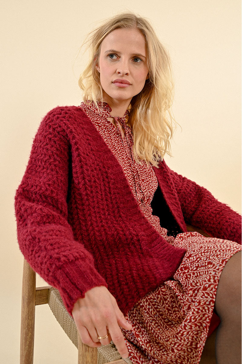 Chunky Knit Cardigan in Burgundy Mint Julep
