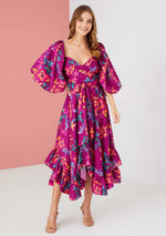 Load image into Gallery viewer, Lisa Dress in Floral Magenta

