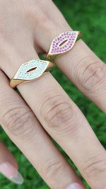 Load image into Gallery viewer, Gold Plated CZ Lips Ring in Clear

