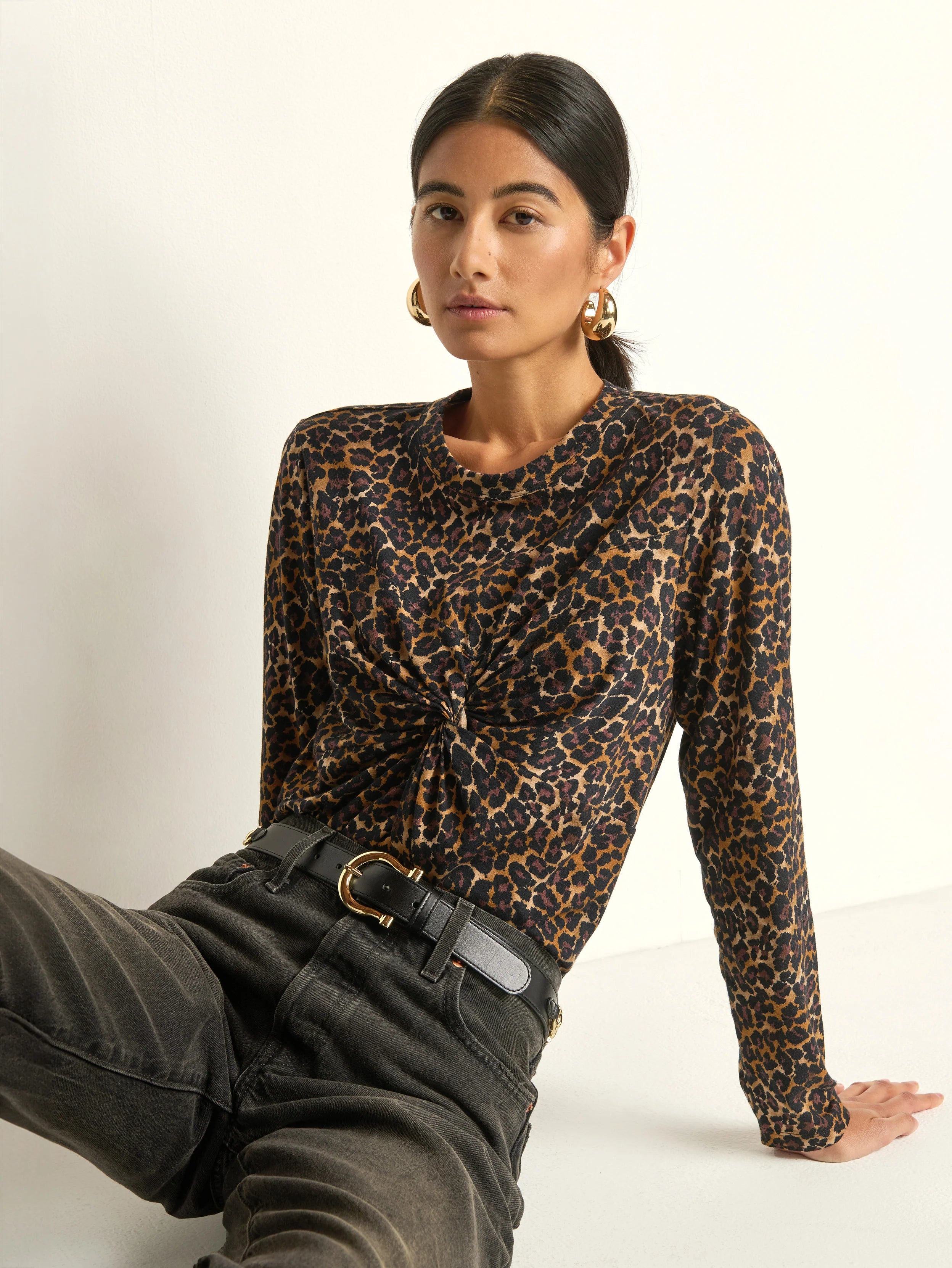 Marion Twist Front Tee in Winter Leopard