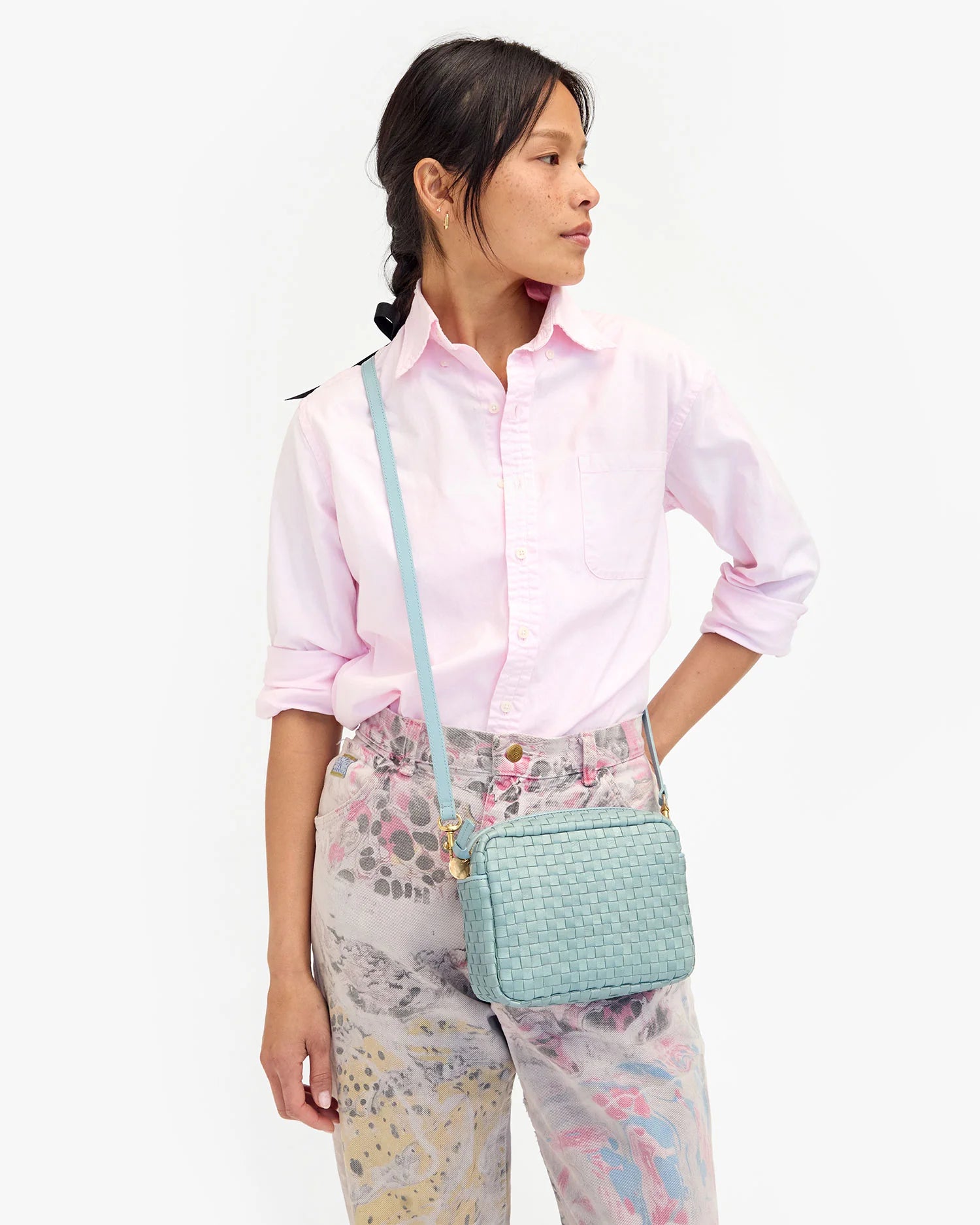 Midi Sac in Sunbleached Sky Blue Woven Checker Mint Julep