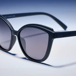Load image into Gallery viewer, Not a Carbon Copy Pounce G Sunglasses
