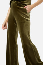 Load image into Gallery viewer, Never Say Goodbye Trousers in Green
