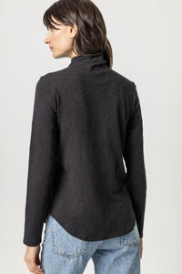 Shirttail Hem Funnel Neck in Black