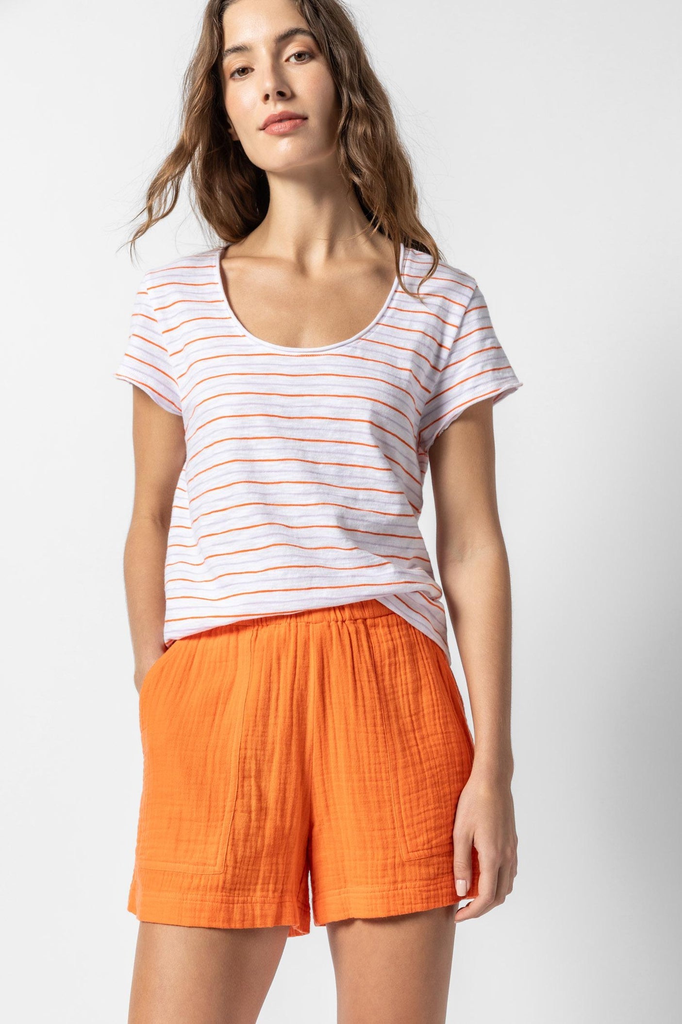 Striped Scoop Neck Tee in Tangelo/Lily
