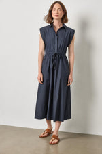 Load image into Gallery viewer, Gusett Sleeve Maxi Dress in Navy
