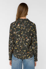 Load image into Gallery viewer, Rolene Shirt in Floral Camo
