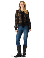 Load image into Gallery viewer, Colsie Top in Black
