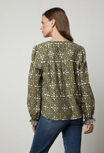 Load image into Gallery viewer, Audette Blouse in Hunter Green
