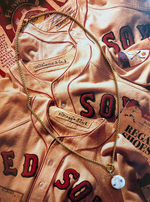 Load image into Gallery viewer, Noah Kahan "Mess" I-89 VT Charm on Gold Spiga Chain w/ Carabiner
