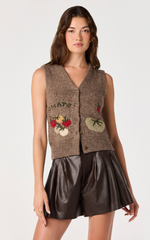 Load image into Gallery viewer, Eira Sweater Vest in Mocha
