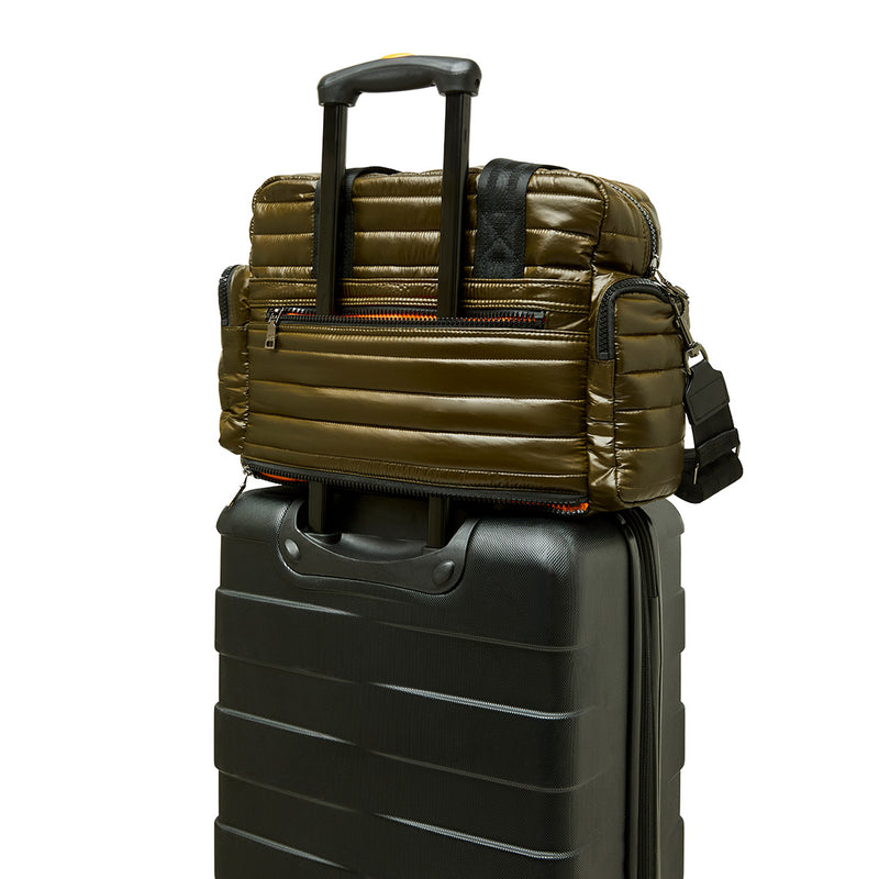 Voyager Travel Bag in Shiny Dark Olive