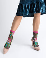 Load image into Gallery viewer, English Rose Black Sheer Ankle Sock
