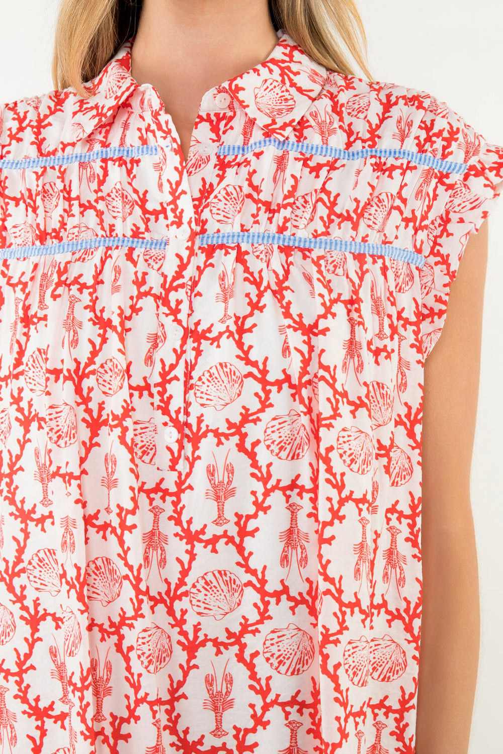 Flutter Sleeve Shell Print Dress in Red