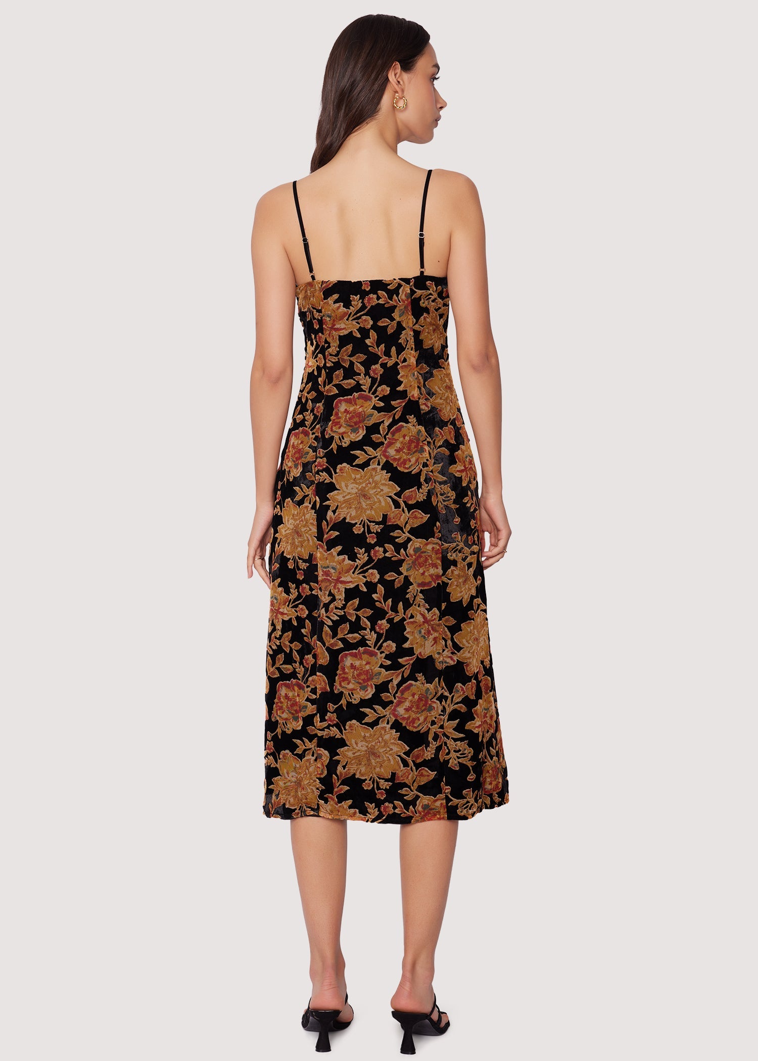 Cabin Hideaway Midi Dress in Black Floral