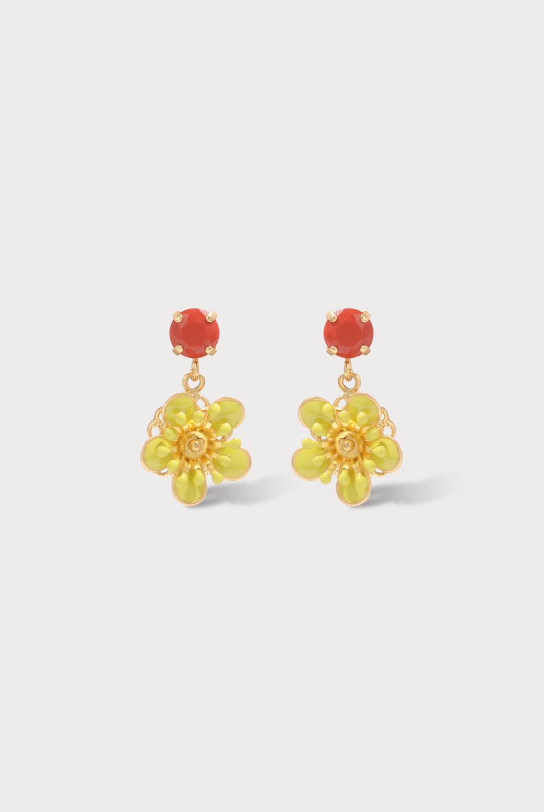 Camelia Baby Earrings in Red