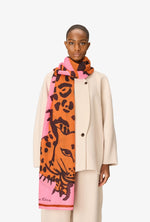 Load image into Gallery viewer, Felino Scarf in Pink
