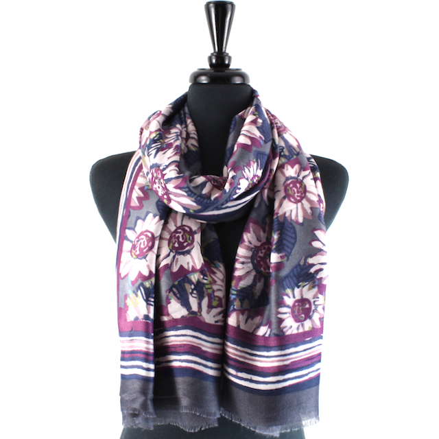 Meadow Fun Scarf in Grey