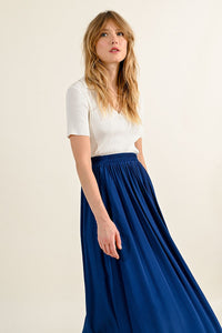 Crumpled-Effect Midi Skirt in Navy Blue
