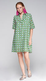 Load image into Gallery viewer, Tyanna Dress in Geometrico Verde Rosa
