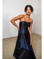Load image into Gallery viewer, Rena Strapless Dress in Navy/Black
