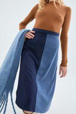 Load image into Gallery viewer, Two Tone Corduroy Midi Skirt in Blue
