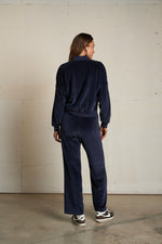 Load image into Gallery viewer, Alex Velour Pull On Sweatpants in Navy
