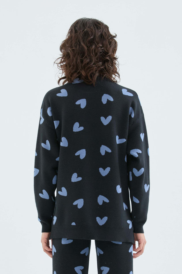 Knit Tunic Sweater in Blue Heart Print