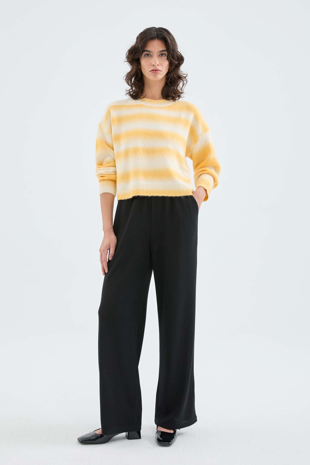Wide Leg Pants in Black