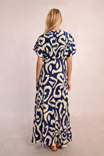 Load image into Gallery viewer, Printed Maxi Dress in Thais Navy
