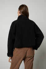 Load image into Gallery viewer, Kelly Short Lux Sherpa Reversible Jacket in Black
