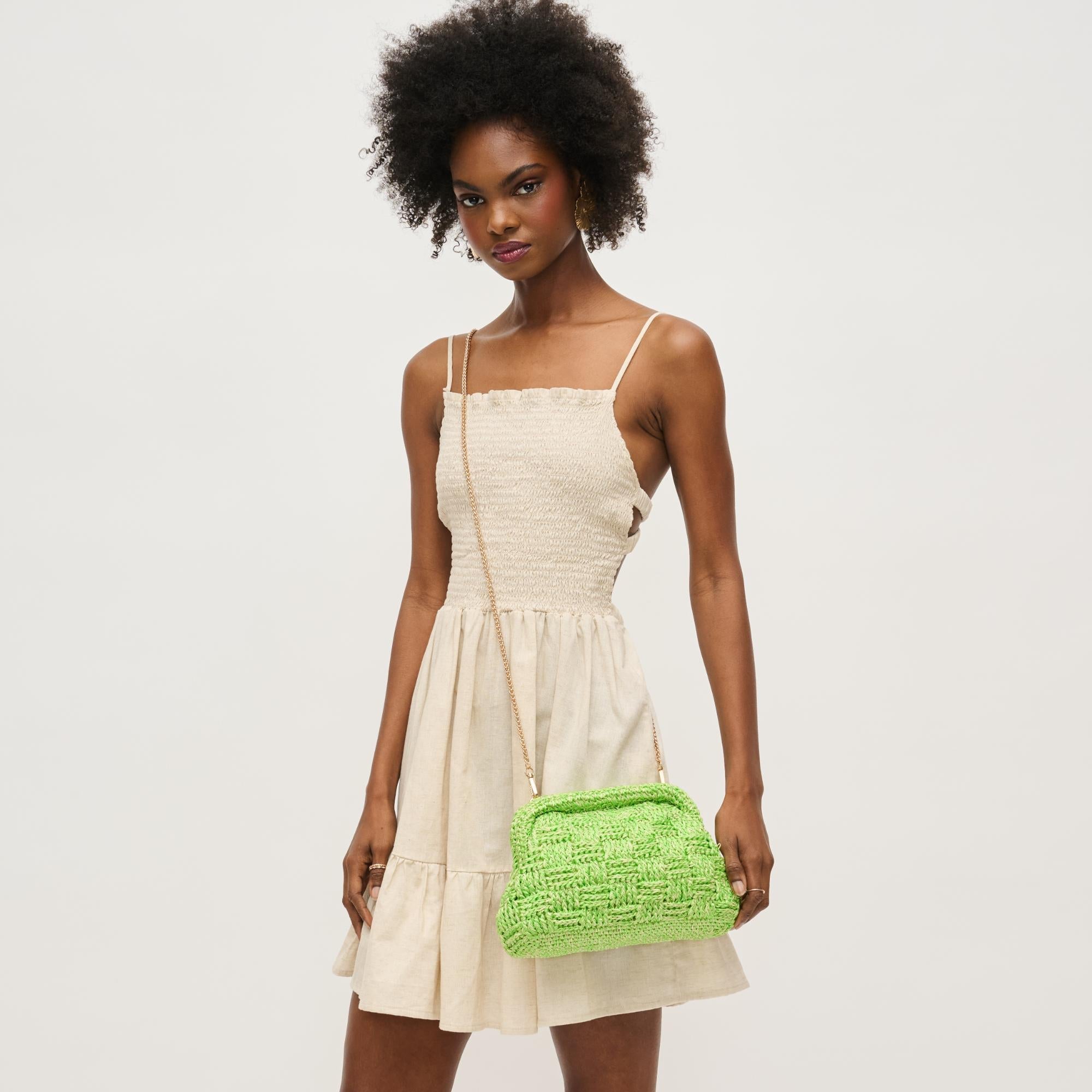Annie Clutch in Lime