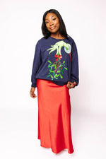Load image into Gallery viewer, Grinch Mistletoe Hand Sweatshirt in Navy
