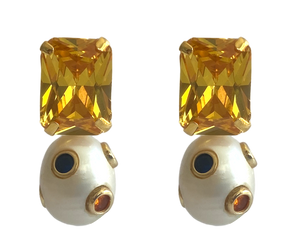 Octagon Pearl Stud in Golden