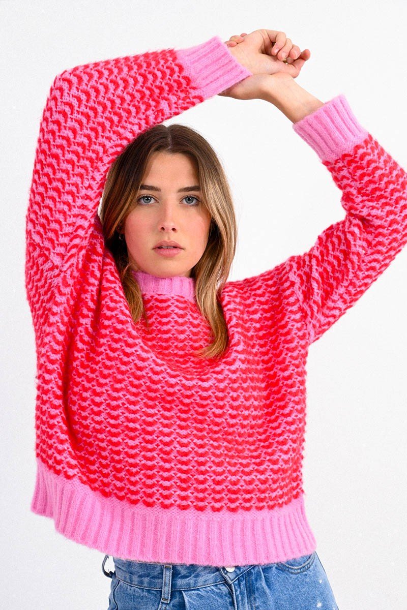 Cropped Patterned Knit Sweater in Fuchsia