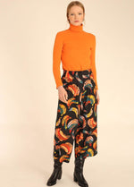Load image into Gallery viewer, Pop Banana Culotte in Black Combo
