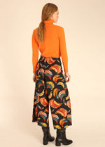 Load image into Gallery viewer, Pop Banana Culotte in Black Combo
